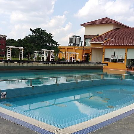 D Savoy Famosa Condo Malacca Exterior foto