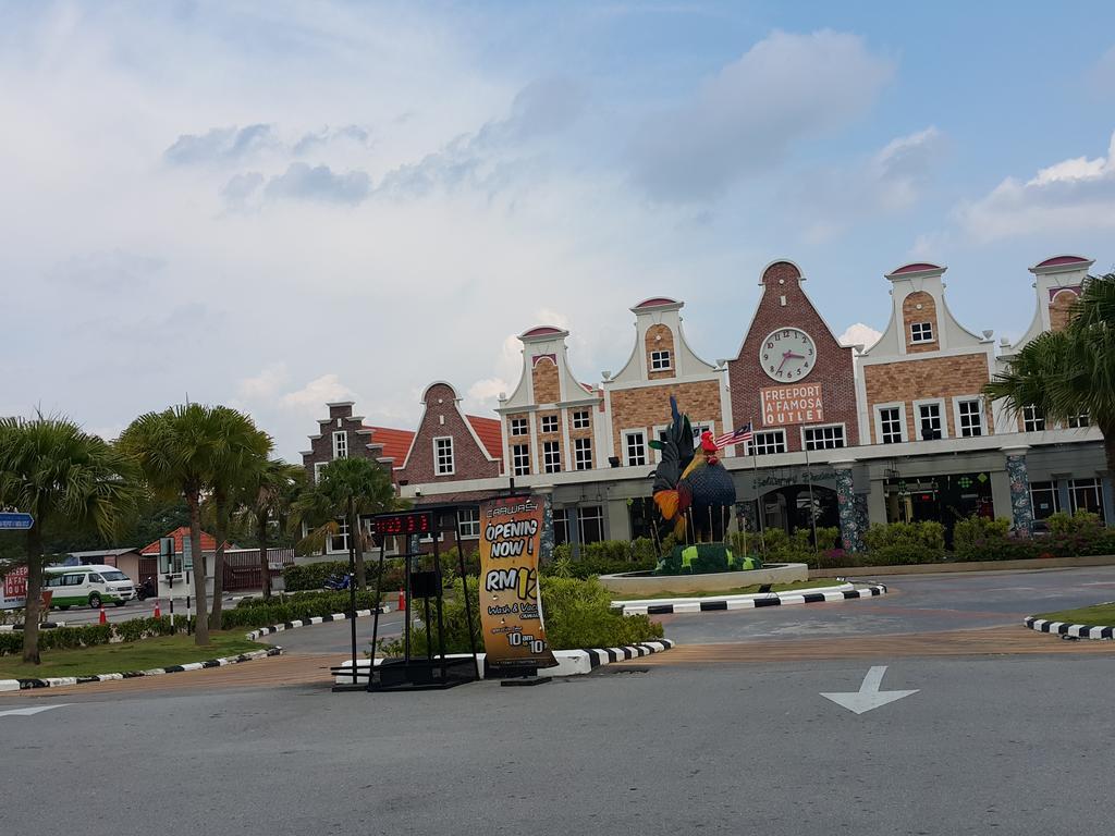 D Savoy Famosa Condo Malacca Exterior foto