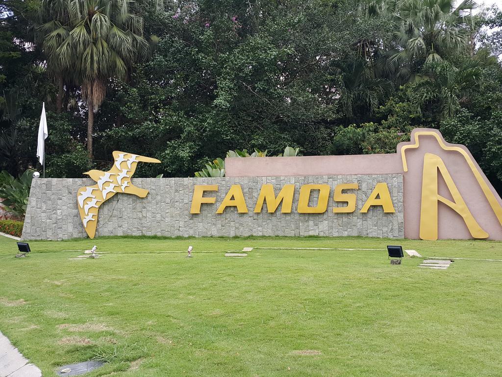 D Savoy Famosa Condo Malacca Exterior foto