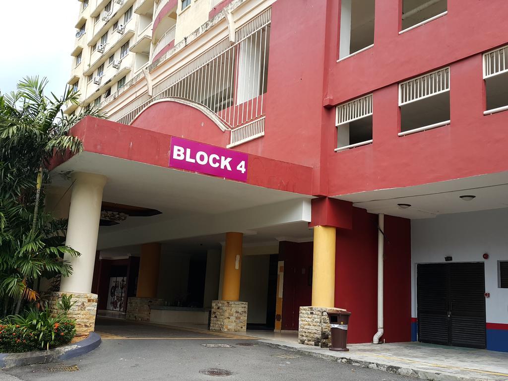 D Savoy Famosa Condo Malacca Exterior foto